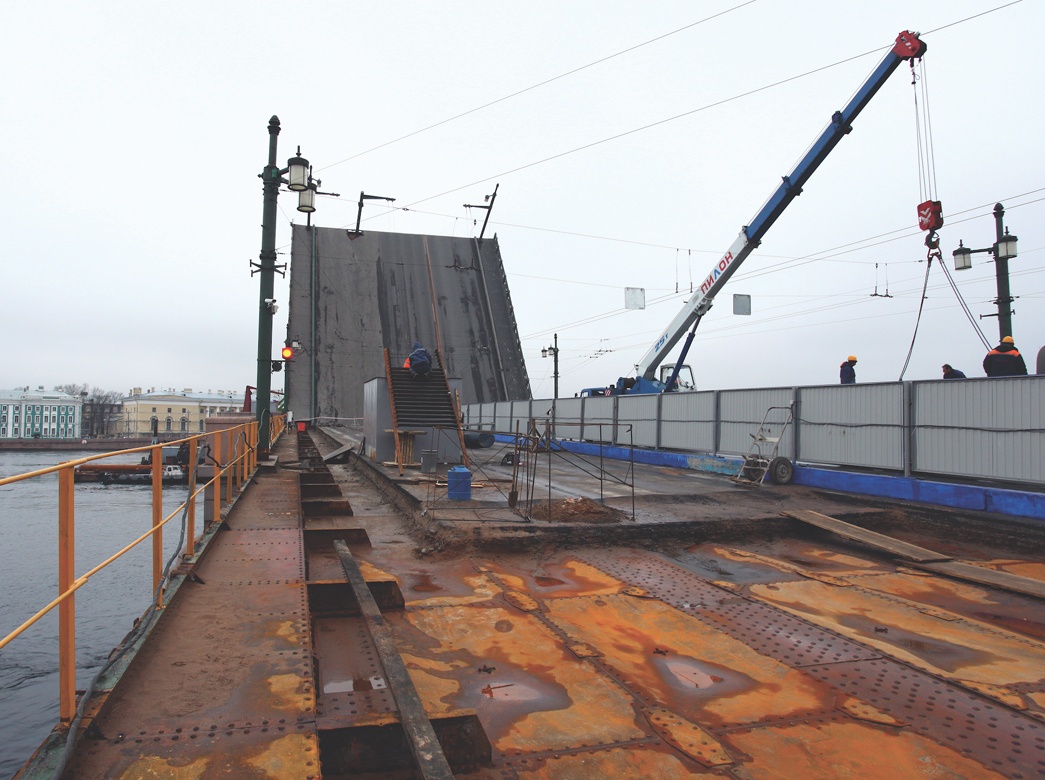 Переустройство кабельной линии при реконструкции Тучкова моста