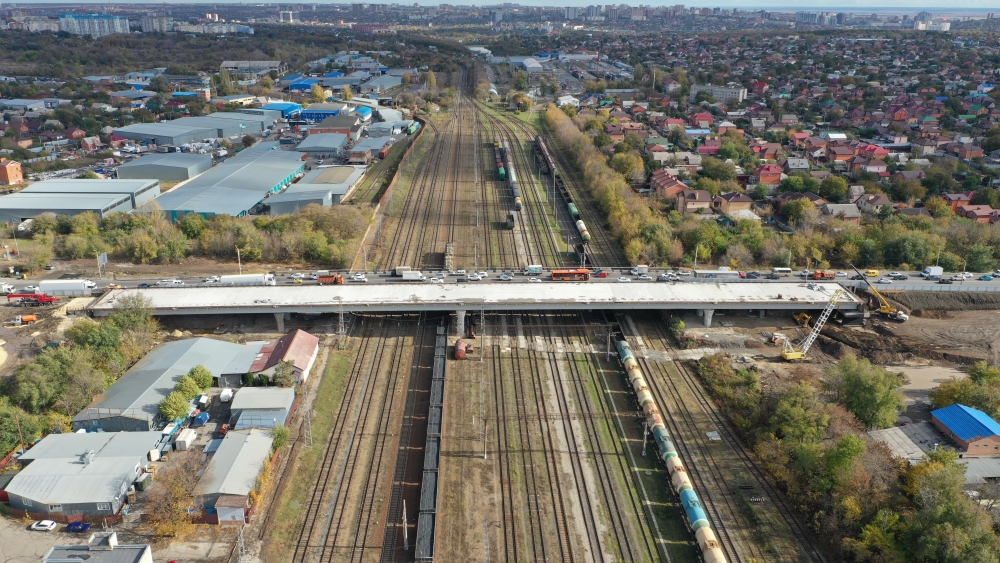 8,5 км термостойких труб для Моста Малиновского